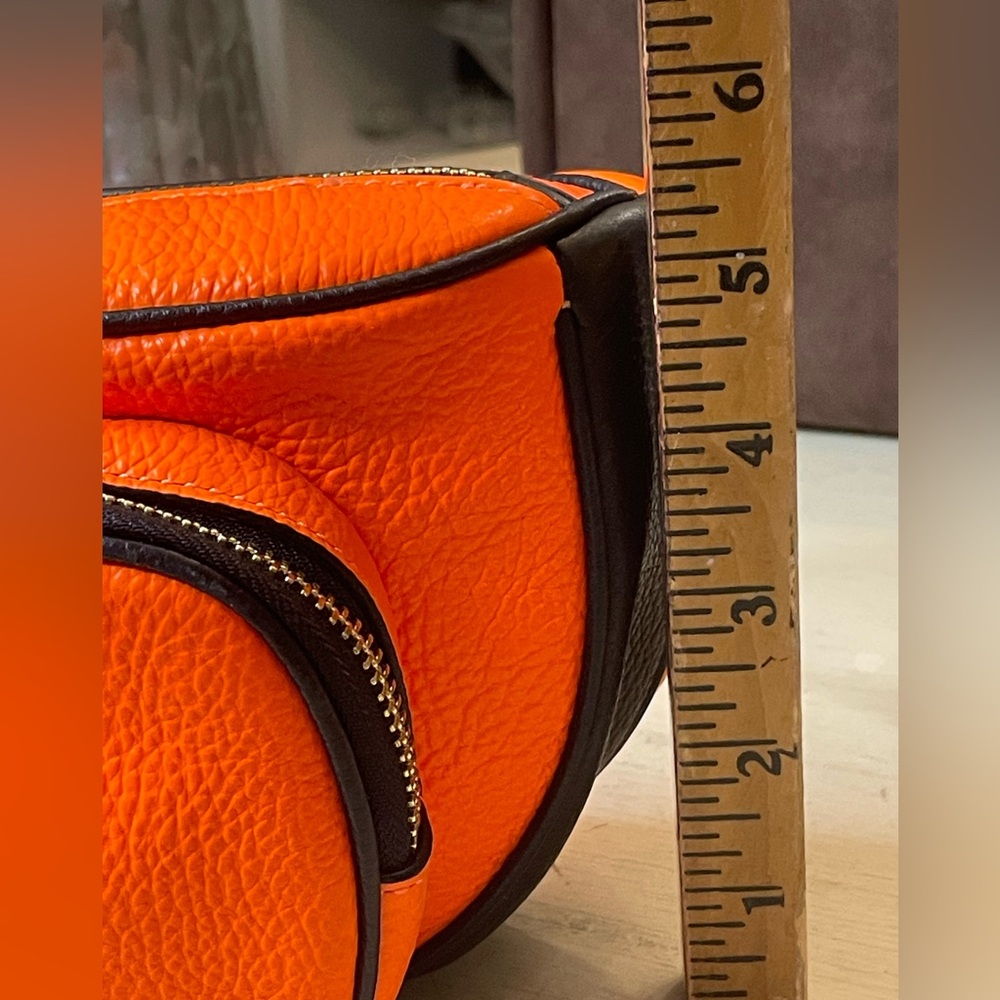 *COA* Coach Bright Orange Court Leather Belt Bag - Picture 11 of 14